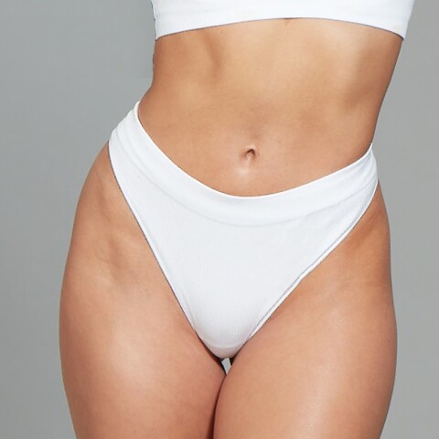 Labiaplasty Click Through min